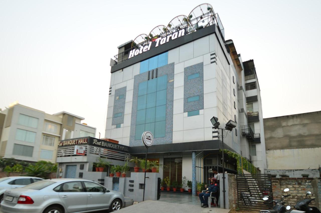 Oyo 23608 Fun 3* Jaipur
