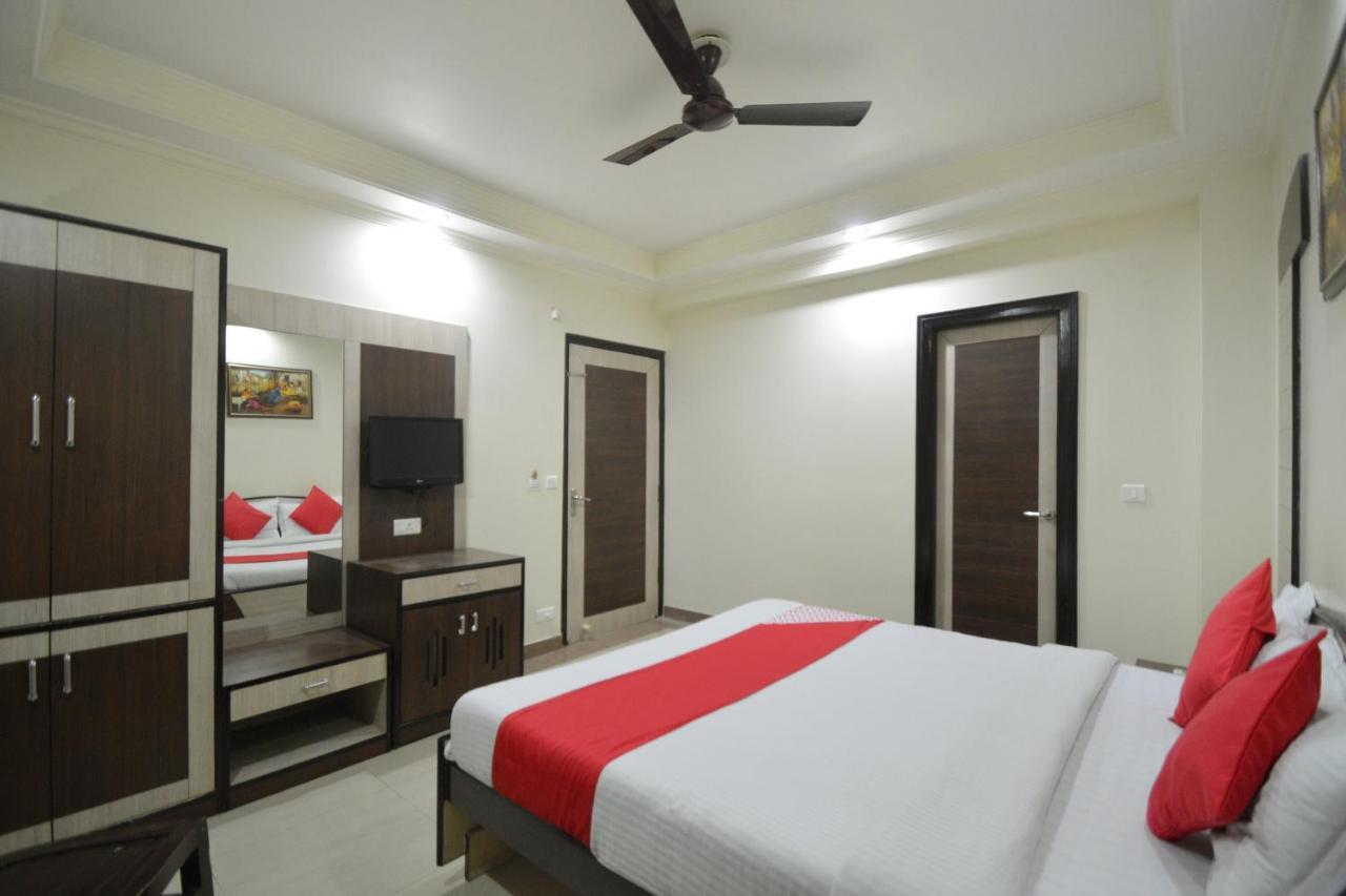 Hotel Oyo 23608 Fun 3*