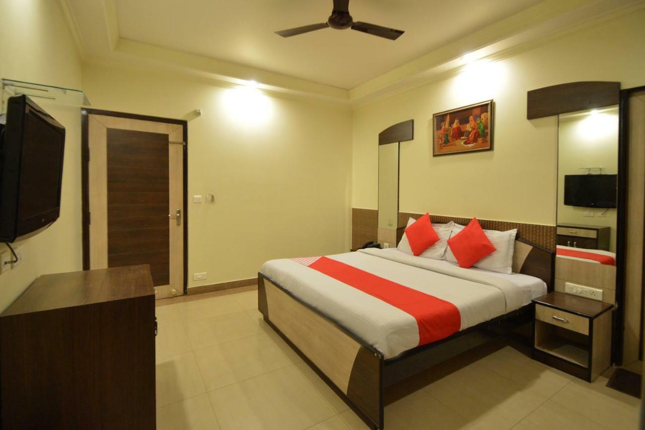 Oyo 23608 Fun Hotel Jaipur